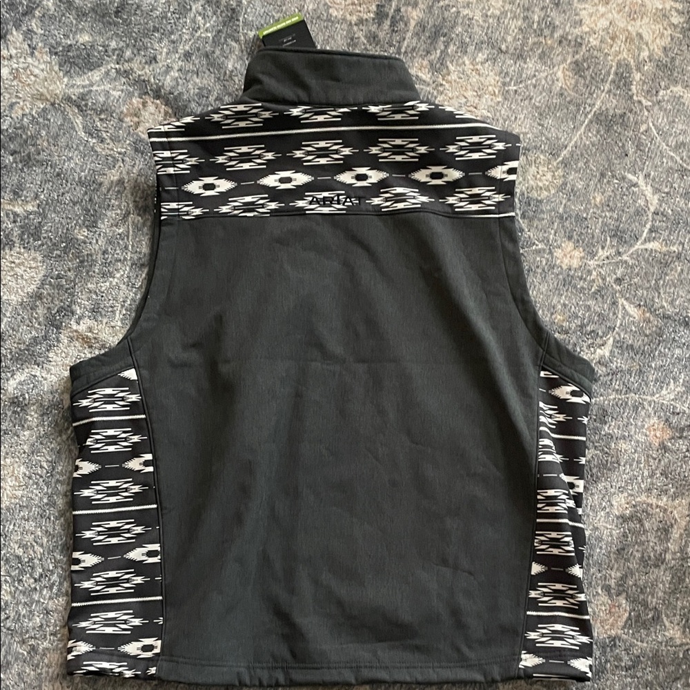 Ariat Vernon 2.0 chimayo softshell vest. XXL charcoal - Picture 7 of 9